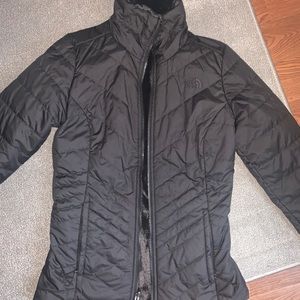 Size small reversible north face jacket